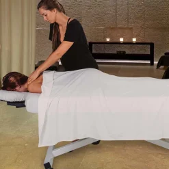 Earthlite Ellora Lift Flat Top Electric Massage Table 30