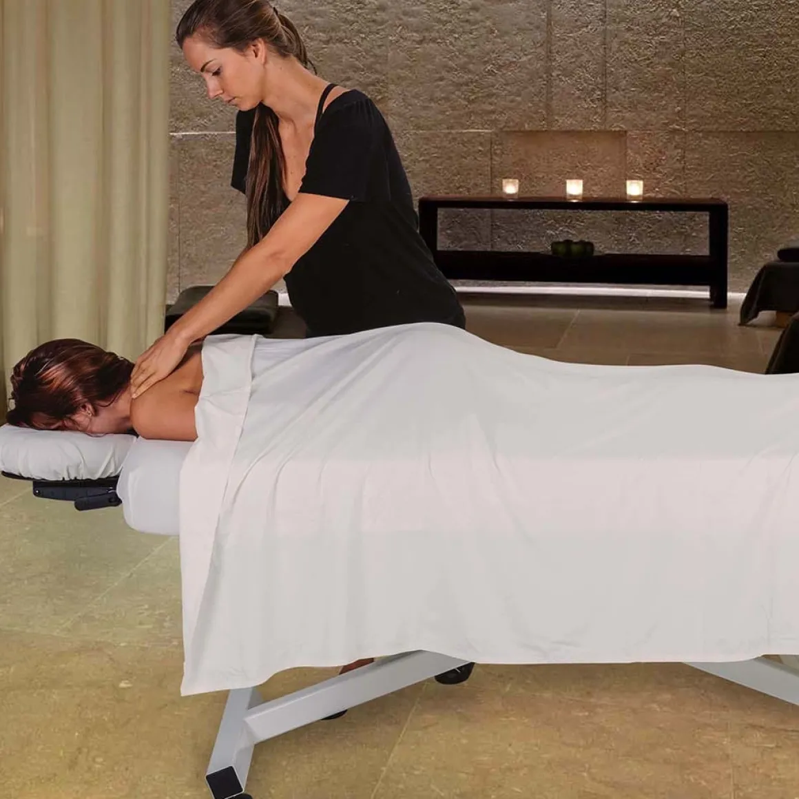 Earthlite Ellora Lift Flat Top Electric Massage Table 30"