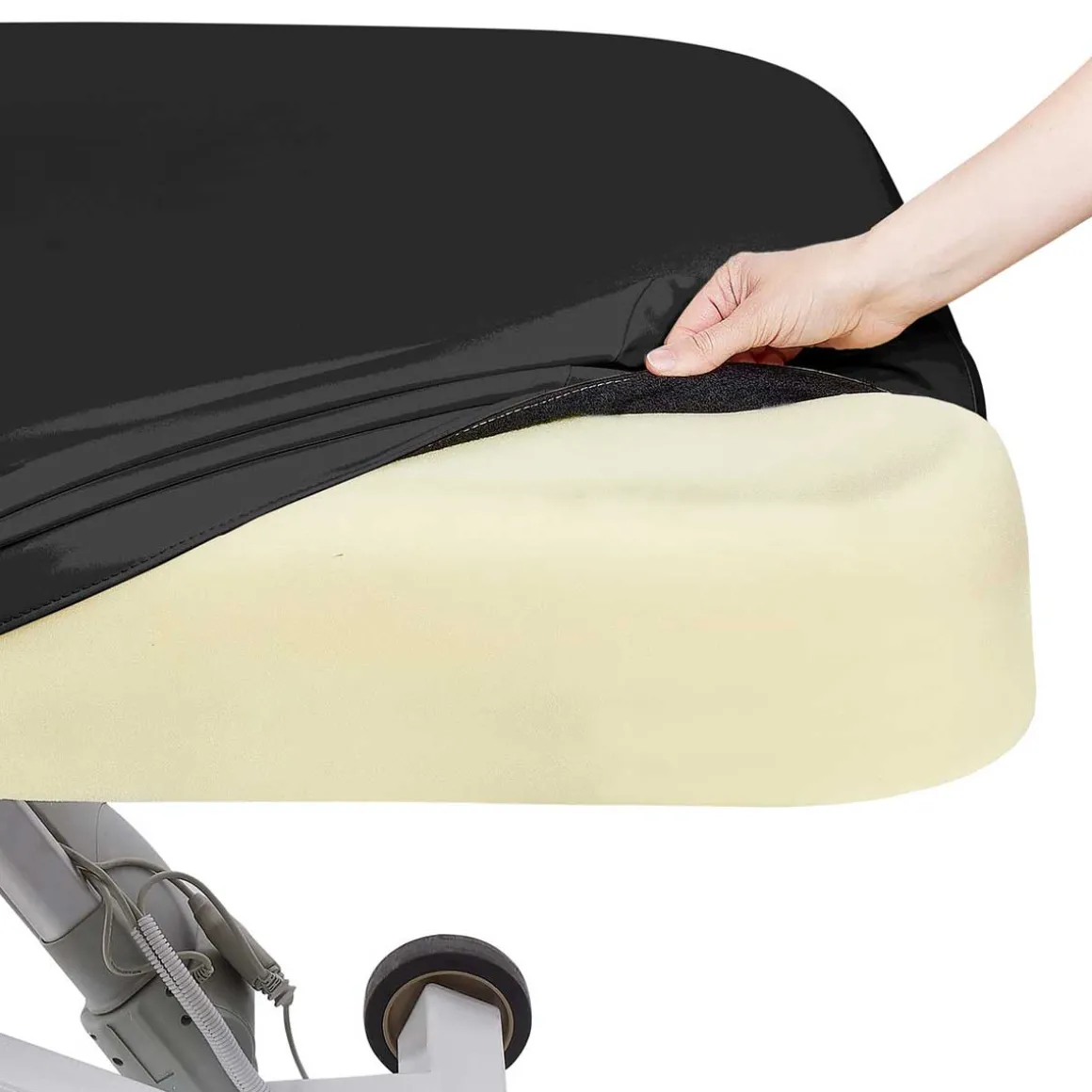 Earthlite ELLORA LX™ Black Flat Top Multi-Purpose Treatment Table w/Replaceable Mattress
