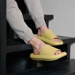 Women's Vegan Comfy'z Slides